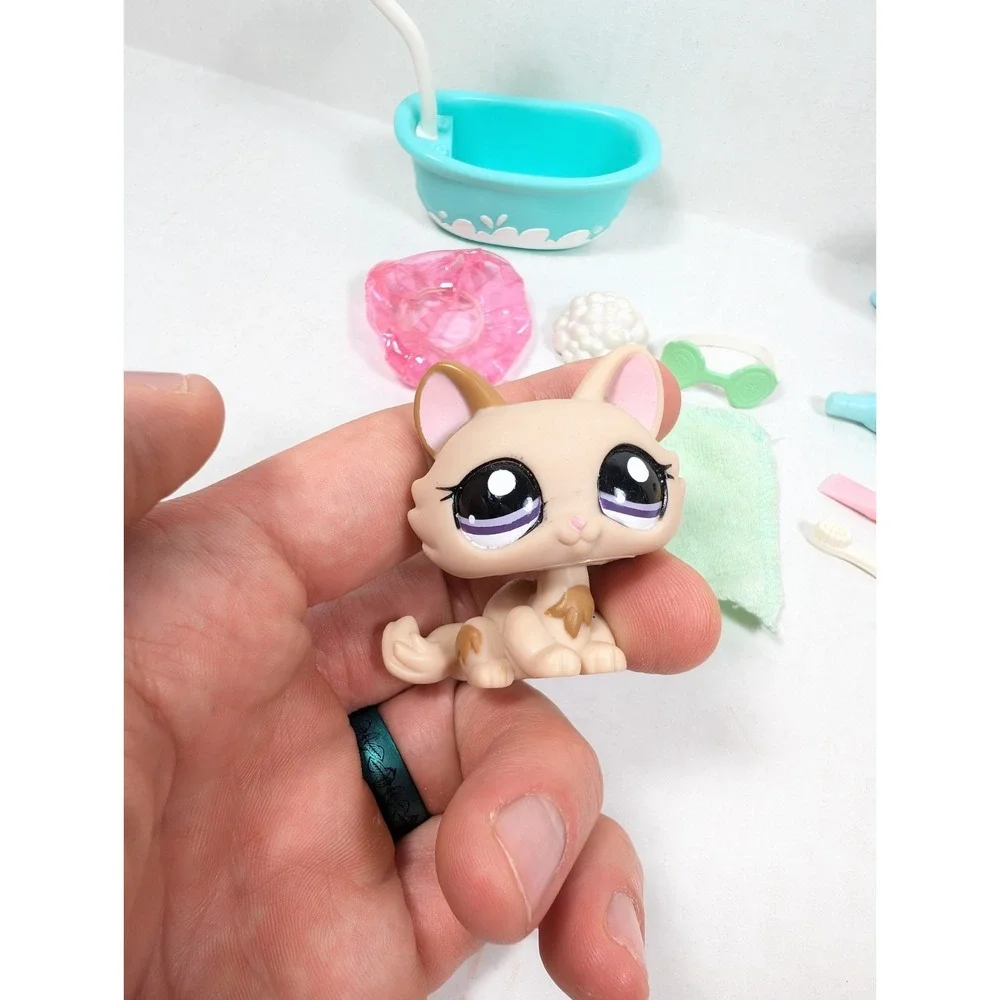 Authentic Littlest Pet Shop Squeaky Clean Pets Playset #1444 1445 Complete